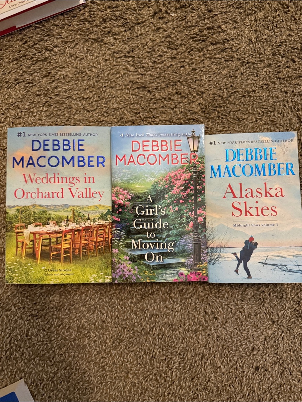Debbie Macomber Book Lot- includes four hardcover and six paperback novels - Picture 4 of 6